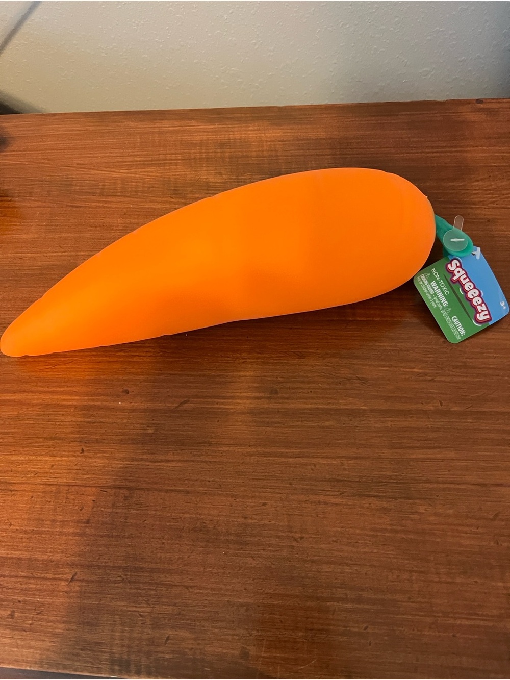 NWT Sunny Days carrot! 🥕